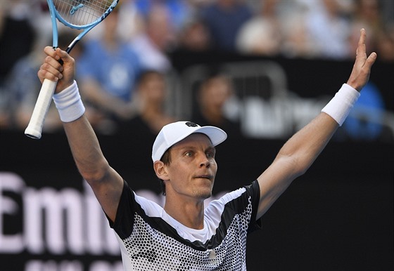 Tomá Berdych slaví na Australian Open postup.