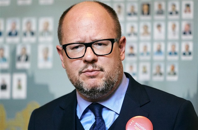 Za vraždu gdaňského starosty padlo doživotí. Vrah se v soudní síni usmíval