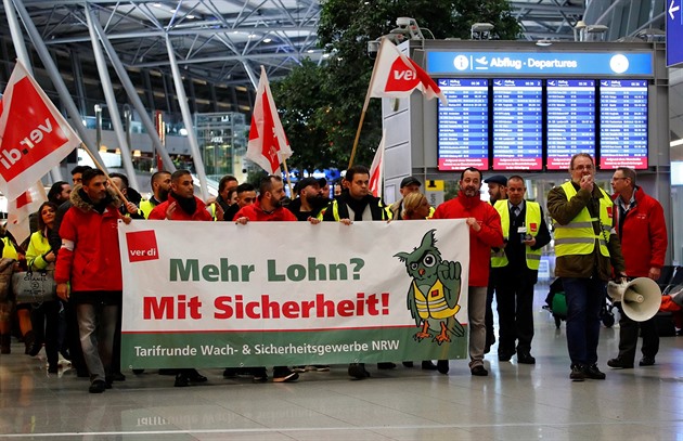 Němečtí odboráři plánují ochromit letiště, Hannover a Brémy čeká rušení spojů