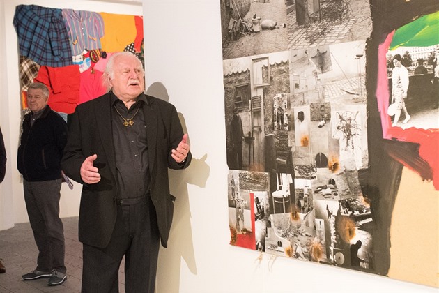 Výtvarník Knížák si stěžuje na vazbu za komunistů. Soud musí rozhodnout znovu