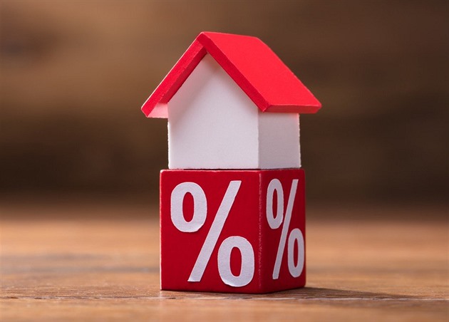 Sazby hypoték přešlapují na místě. Co bude nyní rozhodovat o ceně bydlení?