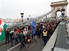 Lidé v Budapeti znovu vyli do ulic na protest proti novele zákoníku práce...