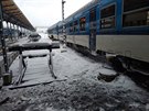 Spn vlak v Liberci projel nvstidlo, kter zakazovalo dal jzdu, prorazil...