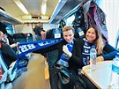 Speciln vlak Kometa Expres vyrazil s brnnskmi hokejisty i jejich fanouky k...