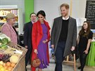 Princ Harry a vévodkyn Meghan oteveli supermarket a komunitní kavárnu Feeding...