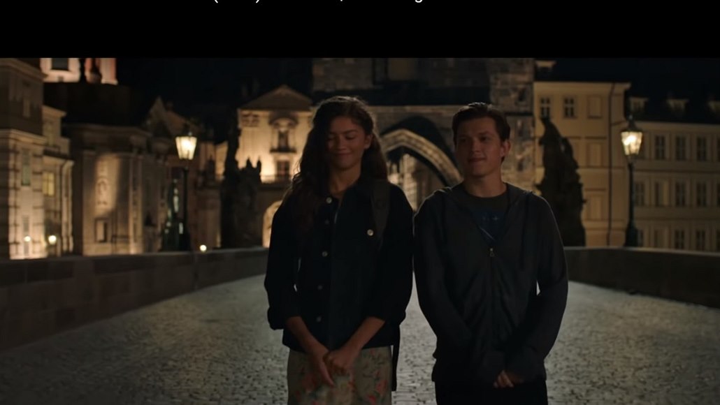 Michelle Jonesová a Tom Holland (Spider-Man)