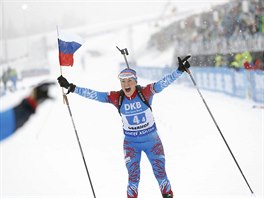 Rusk biatlonistka Jurlovov-Prechtov dovezla tafetu v Oberhofu na prvnm...