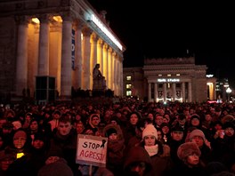 Poláci vyli do ulic na protest proti vrad gdaského starosty Pawla...