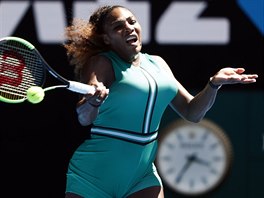POTRNCT. Amerianka Serena Williamsov prola u potrnct v karie do...