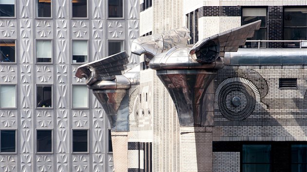 Mrakodrap Chrysler Building z roku 1930 byl navren v dekorativnm stylu Art deco.
