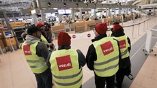 Stávka bezpečnostních pracovníků na letištích v Německu (15. 1. 2019)