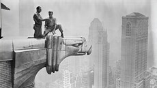 Dlníci pi stavb newyorského mrakodrapu Chrysler Building (1929-1930)