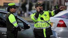 Kolumbijská policie dlouhodob bojuje proti vysoké kriminalit.(17.1.2019)