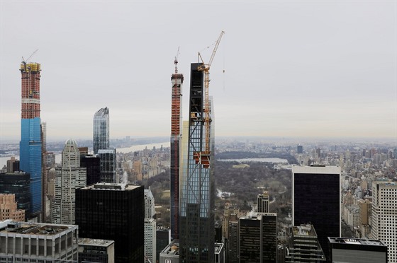 Výstavba mrakodrap s výhledem na newyorský Central Park