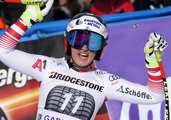 EUFORIE. Rakouská lyaka Stephanie Venierová se raduje, poté co projela cílem...