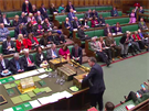 Jednání v britském parlamentu