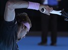 VZTEK. Nmecký tenista Alexander Zverev nií v osmifinále Australian Open svou...