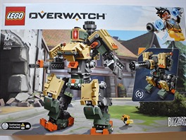 Bastion z Overwatche v LEGO podob