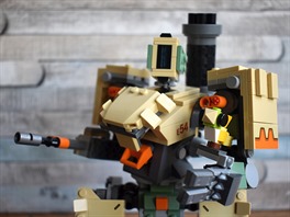 Bastion z Overwatche v LEGO podob