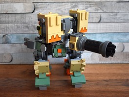 Bastion z Overwatche v LEGO podob