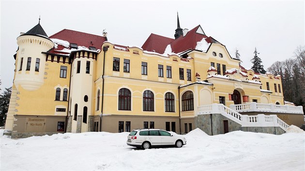 Opravený hotel Rübezahl na vrchu Krakonoš