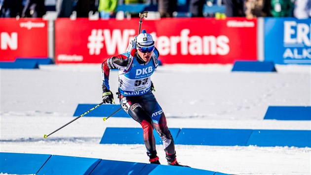TŘINÁCTÝ. Český biatlonista Michal Krčmář ve sprintu v Anterselvě zaznamenal druhý nejlepší letošní výsledek.