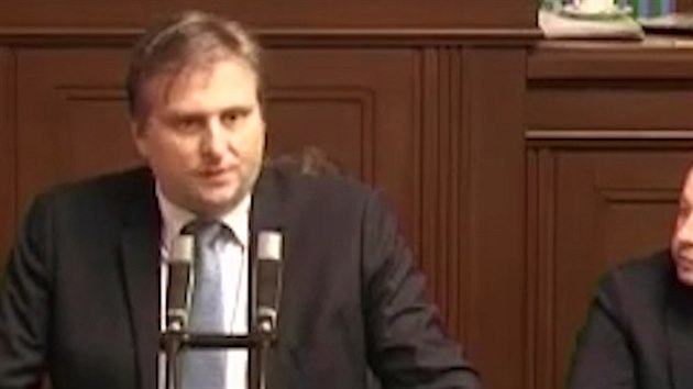 Ministr Knnek obhajoval schvlen poslaneck verze insolvennho zkona