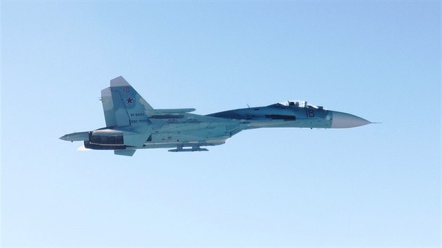 Rusk letouny Su-27 nad Finskm zlivem (24. ledna 2019)
