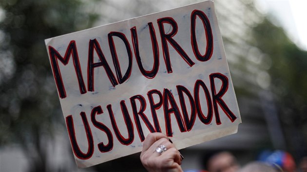 Příznivci lídra venezuelské opozice Juana Guaida se sešli v mexické metropoli, aby mu na dálku vyjádřili podporu. (23. ledna 2019)