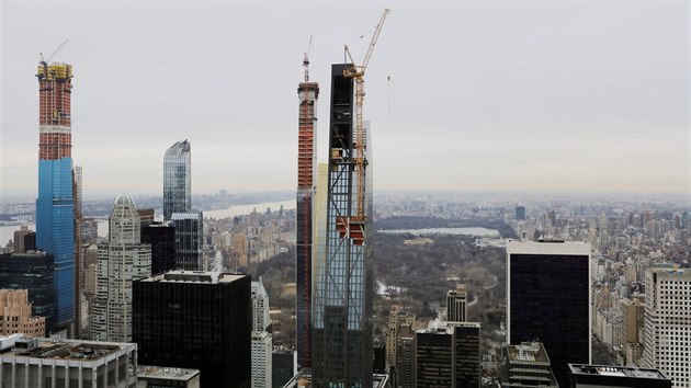 Výstavba mrakodrap s výhledem na newyorský Central Park