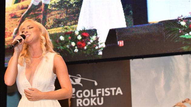 Markéta Konvičková opět vystoupí na předávání cen pro golfisty roku