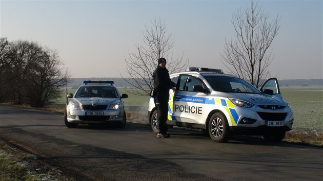 Devatenctilet vze utekl z pracovit v obci Hlavenec na Mladoboleslavsku. Ptraly po nm destky policist i vrtulnk. Po tech hodinch vzn zadreli (21.1.2019)