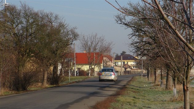 Devatenctilet vze utekl z pracovit v obci Hlavenec na Mladoboleslavsku. Ptraly po nm destky policist i vrtulnk. Po tech hodinch vzn zadreli (21.1.2019)