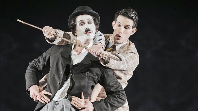 Eugen Chaplin, syn slavného komika Charlieho, přijede do Plzně zhlédnout balet o jeho otci. (16. 3. 2018)
