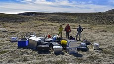 Ve�keré vybavení pot�ebné ke zdárnému odb�ru vzork� a m�sí�nímu pobytu u...