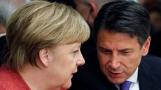 Nmecká kancléka Angela Merkelová a italský premiér Giuseppe Conte na Svtovém...