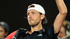 NA VIDNOU. .Francouzský tenista Lucas Pouille opoutí kurt po semifinále...