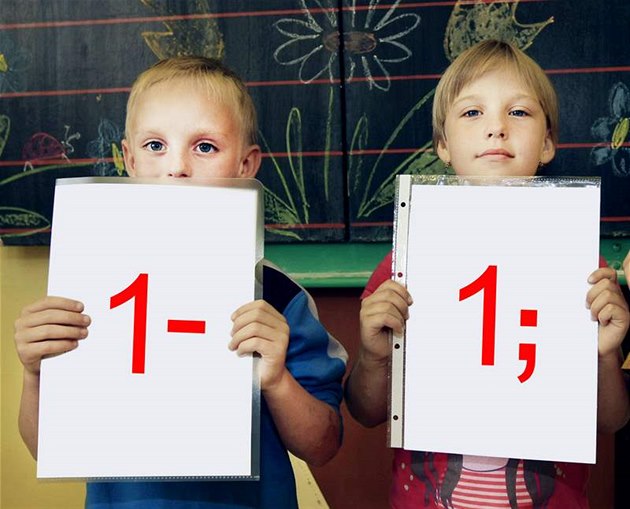 Jak si dít� ve �kole vede? Rodi�e mohou tápat. Ilustra�ní foto