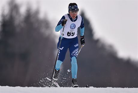 Kateina Razýmová v závodu en klasickou technikou na 5 km na eském ampionátu...