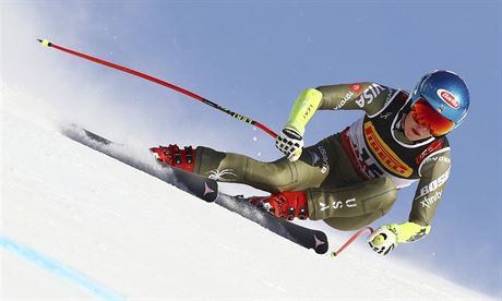 Mikaela Shiffrinová v superobím slalomu na mistrovství svta v Aare.