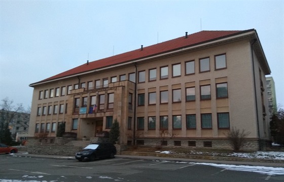 Budova bývalého školicího střediska Univerzity Karlovy, kam se přestěhuje...
