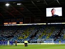 Hrái Cardiffu a Bournemouthu uctili ped zaátkem utkání památku Emiliana Saly.
