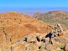 Výhledy z vrcholu Djebel el Kest neomezuje vbec nic.