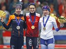 Mistryn svta ze závodu na 5000 metr Martina Sáblíková (uprosted) na...