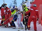 Lindsey Vonnová po pádu  v superobím slalomu na mistrovství svta v Aare.