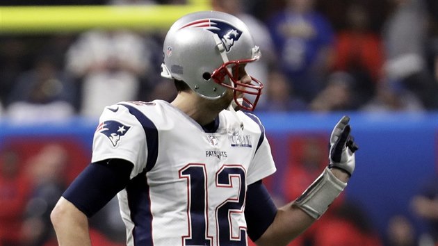 Tom Brady z New England Patriots po nepoveden akci