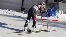 Zklamaná Tina Weiratherová po chyb v superobím slalomu na mistrovství svta v...