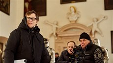 Reisér Jií Vejdlek a kameraman Vladimír Smutný natáejí film Poslední...