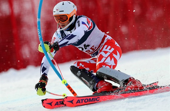 Jan Zabystan na trati kombinaního slalomu na mistrovství svta v Aare.