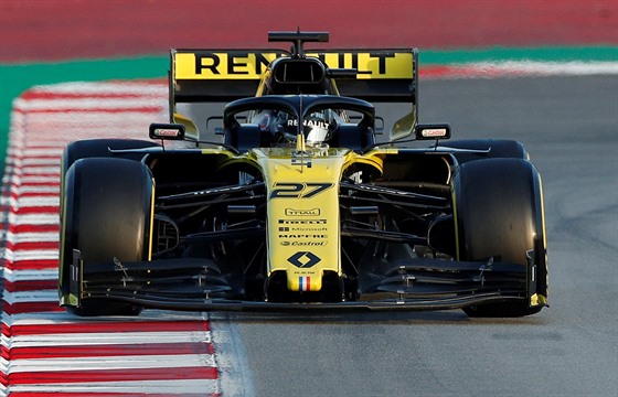 Nico Hülkenberg ze stáje Renault pi testech v Barcelon.